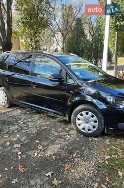 Volkswagen Touran  2012