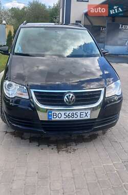 Volkswagen Touran 2010
