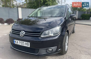 Volkswagen Touran 2011