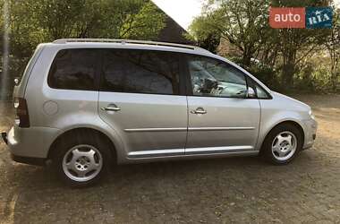 Volkswagen Touran  2006