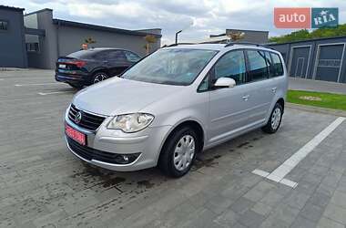 Volkswagen Touran  2009