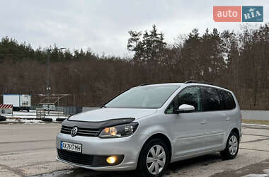 Volkswagen Touran  2012