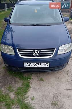 Volkswagen Touran 2004