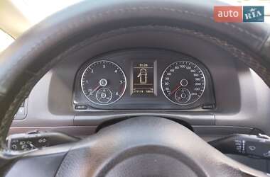 Volkswagen Touran 2012