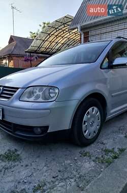 Volkswagen Touran  2004