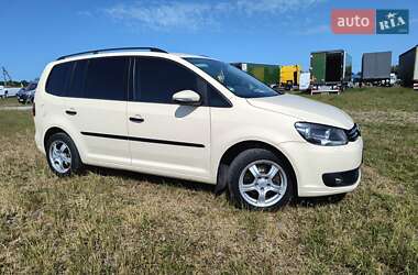 Volkswagen Touran  2013