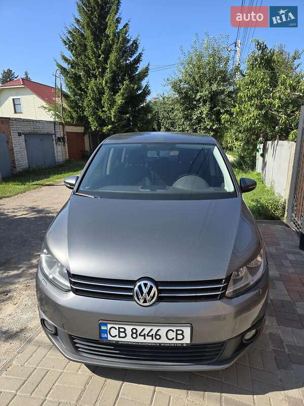 Volkswagen Touran
