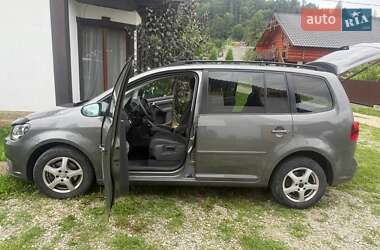 Volkswagen Touran 2011