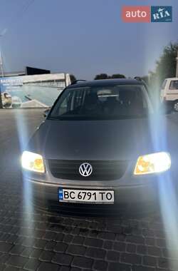 Volkswagen Touran  2005