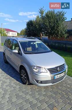 Volkswagen Touran  2008