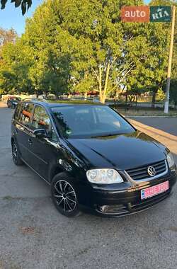 Volkswagen Touran  2003