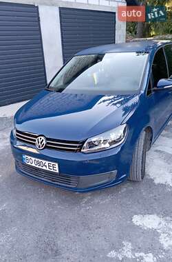 Volkswagen Touran 2011
