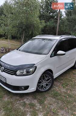 Volkswagen Touran  2012