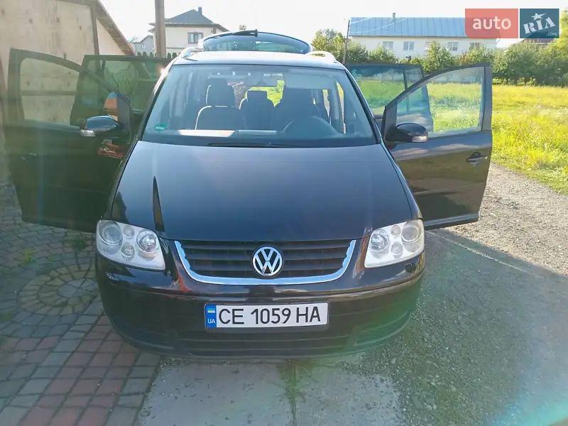Volkswagen Touran