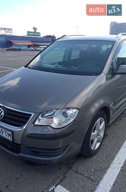 Volkswagen Touran  2008