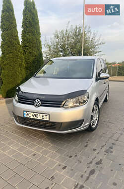 Volkswagen Touran  2011