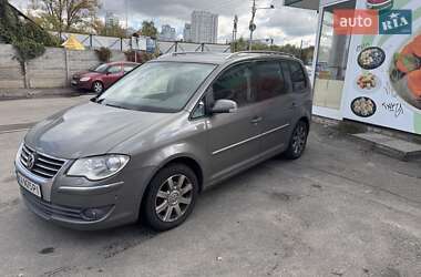 Volkswagen Touran  2008