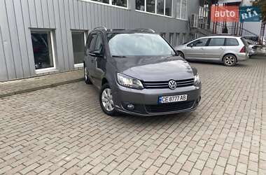 Volkswagen Touran 2011