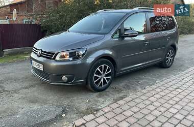 Volkswagen Touran  2014