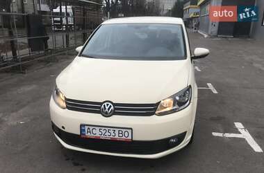 Volkswagen Touran  2012