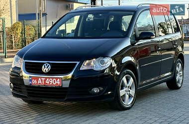 Volkswagen Touran  2009