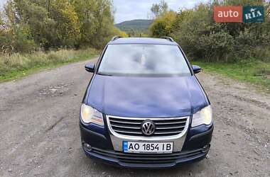 Volkswagen Touran  2009