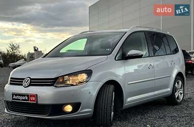 Volkswagen Touran 2012