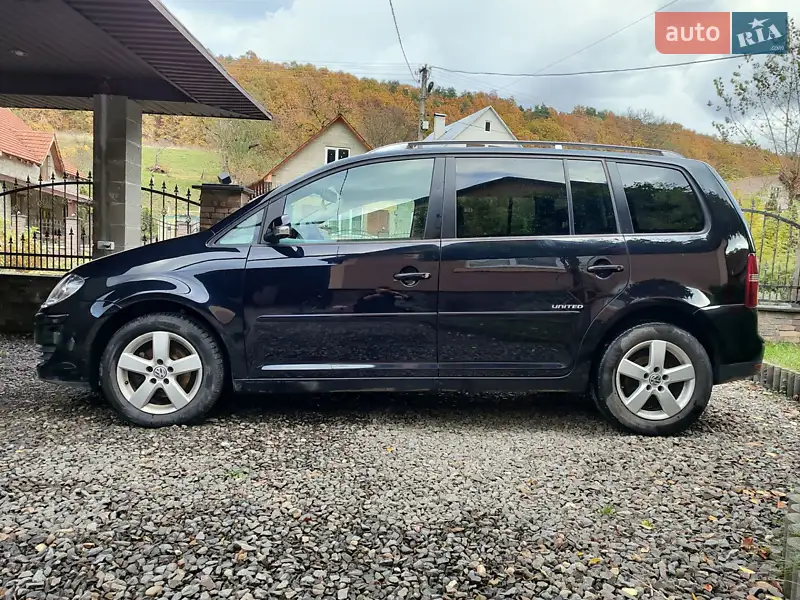 Volkswagen Touran