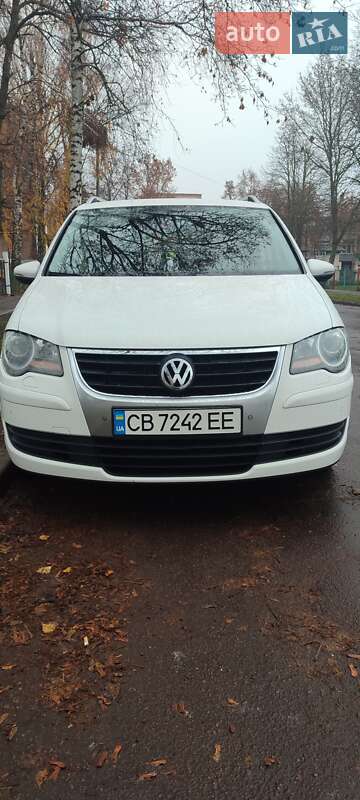 Минивэн Volkswagen Touran