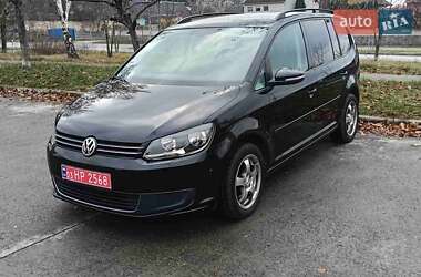 Volkswagen Touran  2011