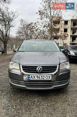 Volkswagen Touran  2007