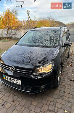 Volkswagen Touran 2011