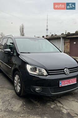 Volkswagen Touran  2014