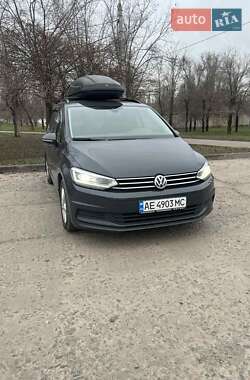 Volkswagen Touran 2016