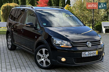 Volkswagen Touran 2011