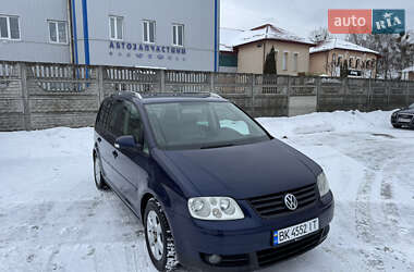 Volkswagen Touran 2004