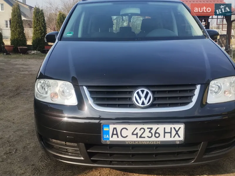 Volkswagen Touran