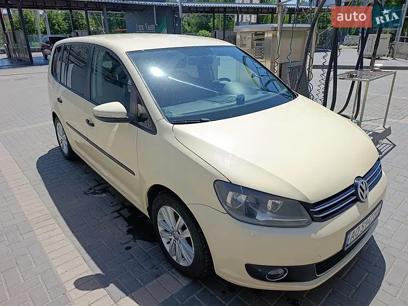 Volkswagen Touran