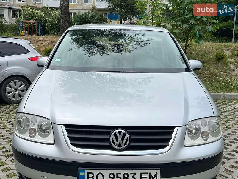 Volkswagen Touran