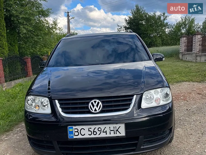 Volkswagen Touran