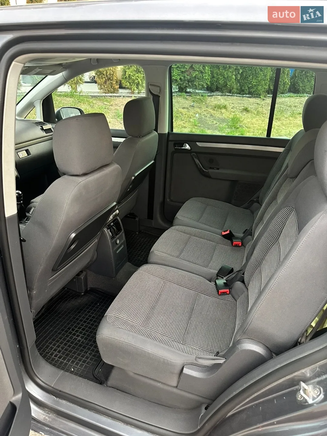 Volkswagen Touran 2005 VIN WVGZZZ1TZ6W025800 фото оголошення 6 з 8