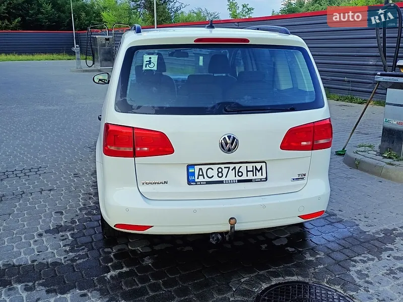 Volkswagen Touran 2014