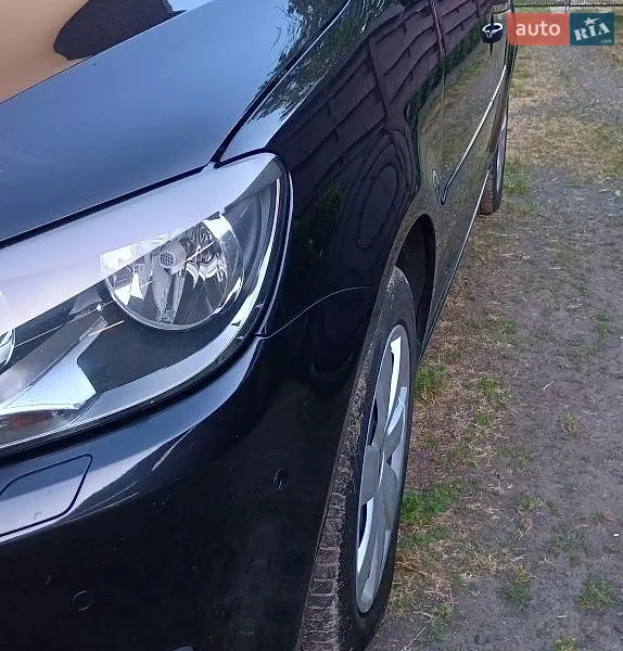 Volkswagen Touran 2013