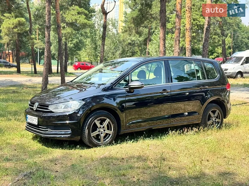 Volkswagen Touran 2016