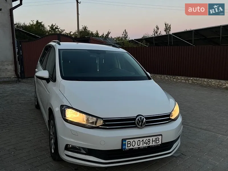 Volkswagen Touran