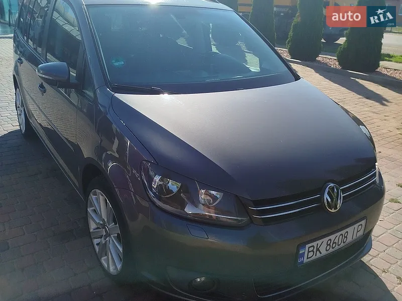 Volkswagen Touran