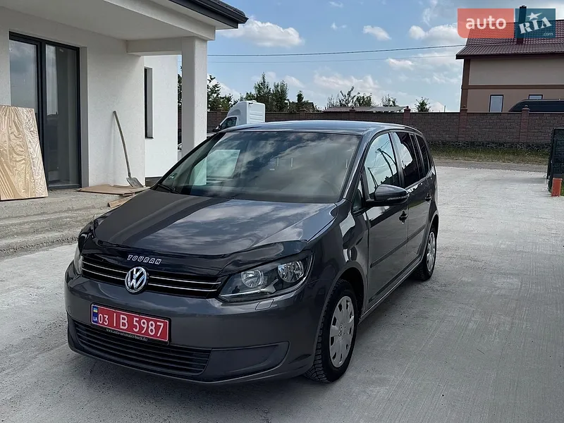 Volkswagen Touran