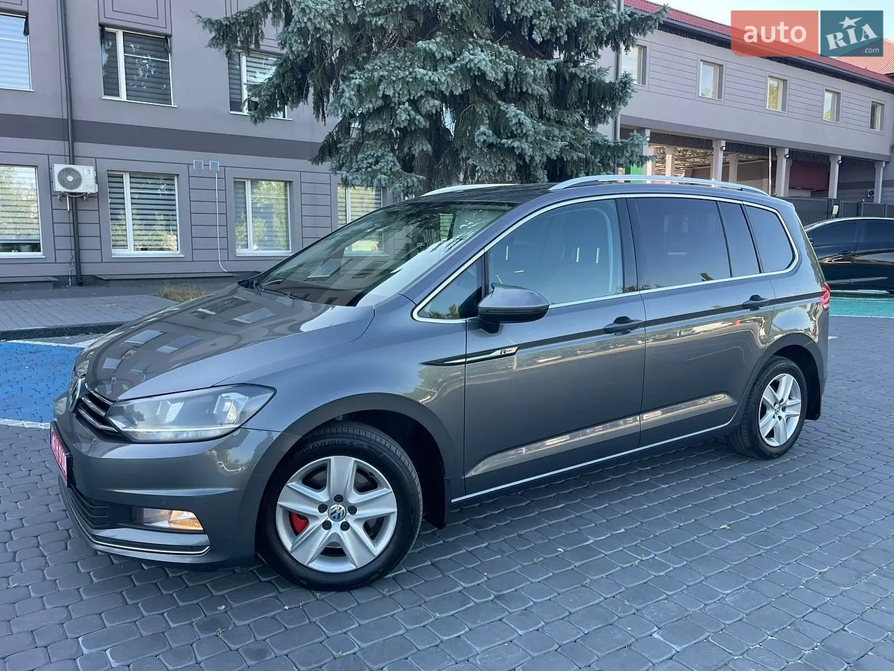 2016 Volkswagen Touran - фото 1