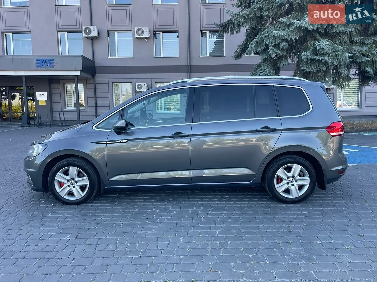 2016 Volkswagen Touran - мініатюра 5