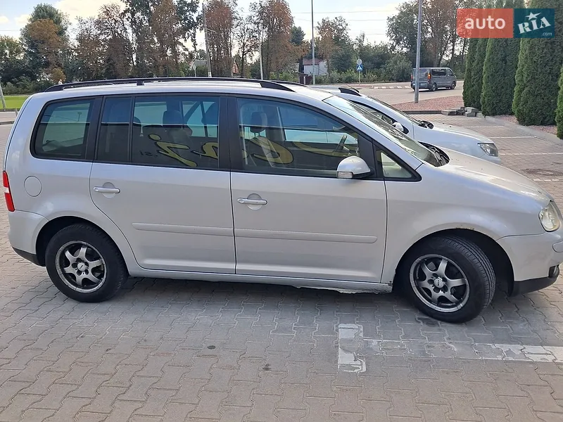 Volkswagen Touran